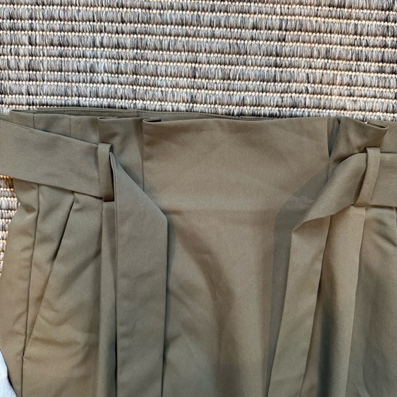 H&M Green Pencil Skirt with Tie Front for Casual Wear - Picture 3 of 4